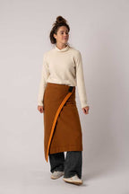 KEYEM wollen plaid in neutrale kleur, lichtgewicht en zacht materiaal

KEYEM wool plaid in neutral color, lightweight and soft material